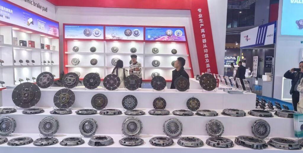 Of course, we SL Auto Parts also participated in the Shanghai Frankfurt International Exhibition. By communicating with customers and peers from different countries and regions, we not only expanded our network resources, but also learned about market demands and industry trends around the world. Communication with new and old customers has given me a more accurate grasp of customer needs and provided direction for subsequent product development and market expansion. At the same time, I have also learned a lot of advanced management experience and marketing models from my peers, and realized my own shortcomings and room for improvement.