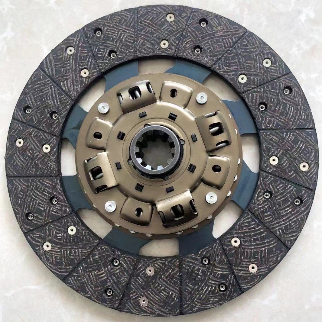 Foton Aumark clutch disc (OEM: FTD204U). Dimensions: 325*210*10*38.4mm.