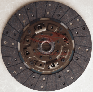 Isuzu ELF (NHR6/NKR7) with our 300mm clutch plate for 4HF1/4JH1-TC engines. OEM part numbers: ISD136U, DG-321U, 30100-89TA2.
