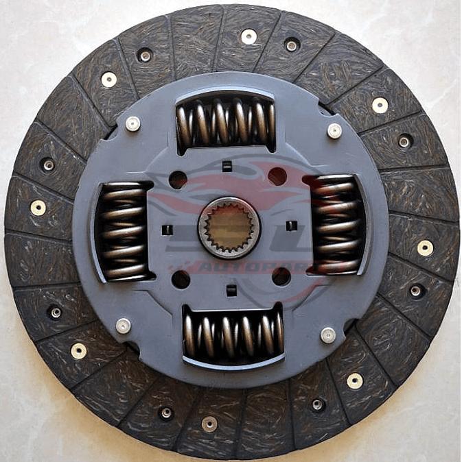 JMC Yuhu 4×4 with our 258mm plate clutch (9P2-7550AB). Perfect fit for JX4D24A4L engines. 23 teeth, 26.3mm centering.