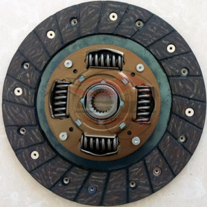 Mitsubishi Colt clutch plate (MBD005U) with OD:215, 20 teeth, and 22.4mm centering diameter. Fits 4G63 (SOHC 8V) & 4G93 (DOHC 16V) engines. 100% new, ISO-certified. Also compatible with L300 & Sapporo.